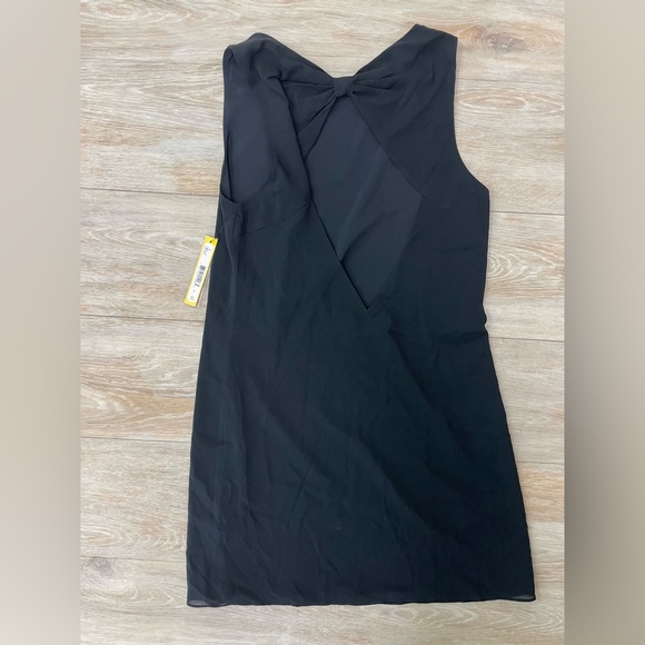 ALICE AND OLIVIA Trina Black Bow Back Dress size S - Picture 3 of 3